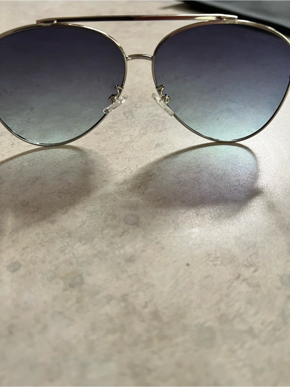 Topfoxx Aviator Sunglasses with Blue Gradient Lenses and Silver Frame - Picture 5 of 7